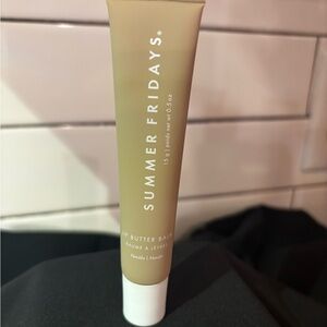 Summer Fridays Vanilla Lip Balm in Tan Tube